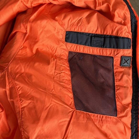 Lands’ End Puffer Jacket - Picture 5 of 9